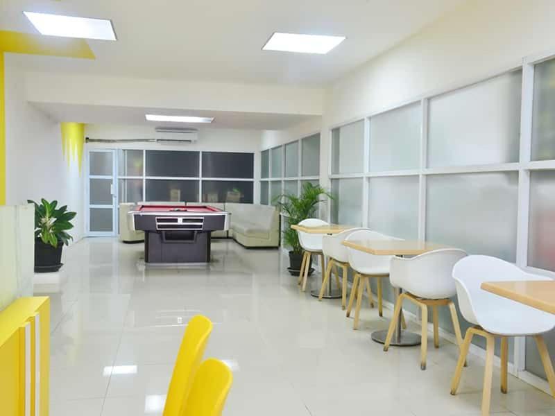 Catania Inn Палембанг Екстериор снимка